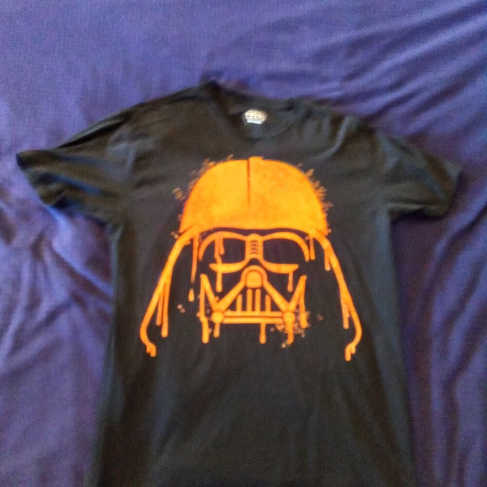 Darth Vader Helmet T-Shirt | Black with Orange Graphic | Size: Large